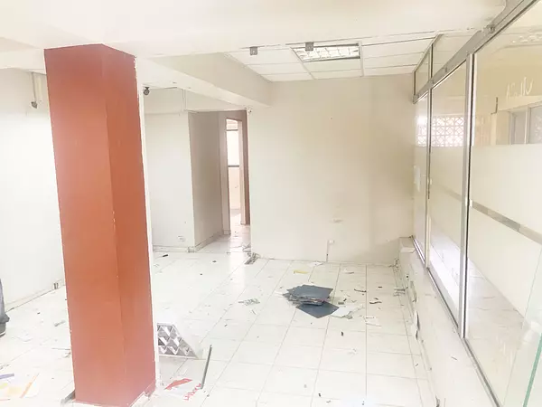 oficinas y locales comerciales - Local en el Millon 3