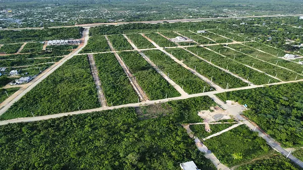 solares y terrenos - Solares en proyecto cerrado en Avenida Ecológica 7
