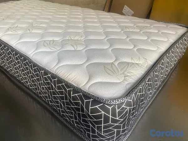 muebles y colchones - 🛏️ Colchones firmes y Pillow Top disponibles  ¿Bus 4