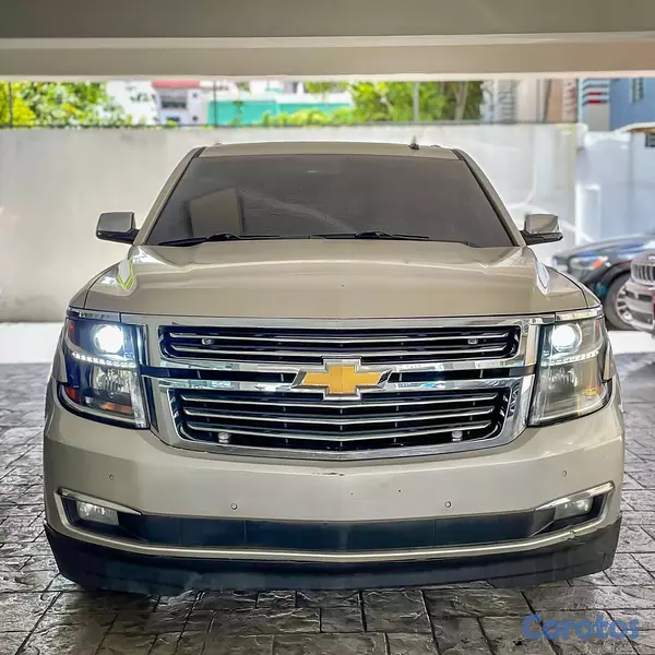 jeepetas y camionetas - Chevrolet Suburban Premier 2017 2