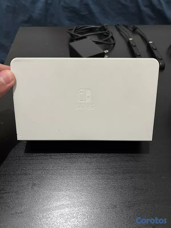 consolas y videojuegos - Nintendo Switch Oled. Usada 1