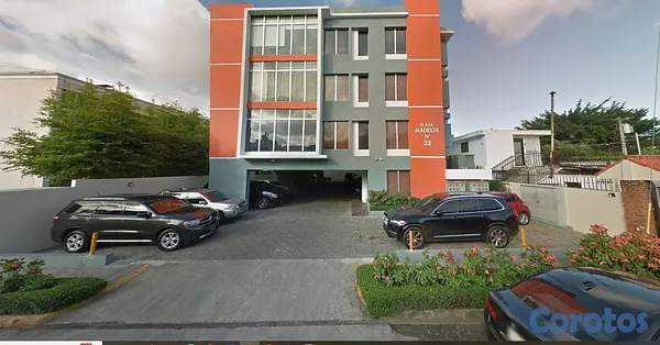 oficinas y locales comerciales - En Alquiler Local de Oficina Ensanche Julieta 3er nivel 2