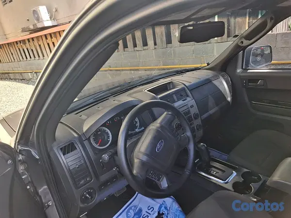 jeepetas y camionetas - Ford escape 2011 en venda,excelente condiciones.  8
