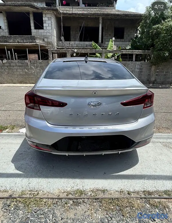 carros - Hyundai Elantra SEL 2020 4