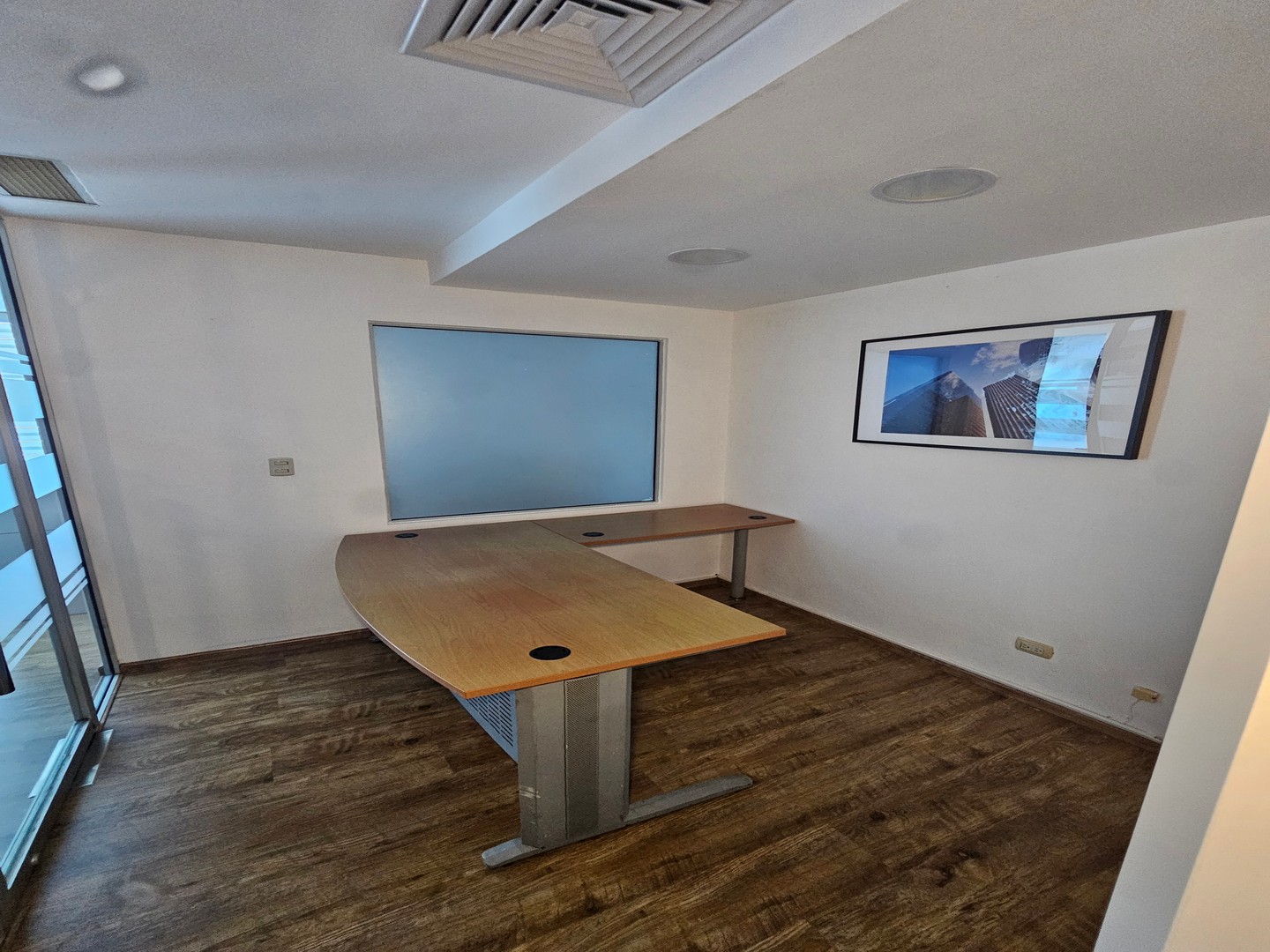 oficinas y locales comerciales - Alquiler de oficina Amueblada 4