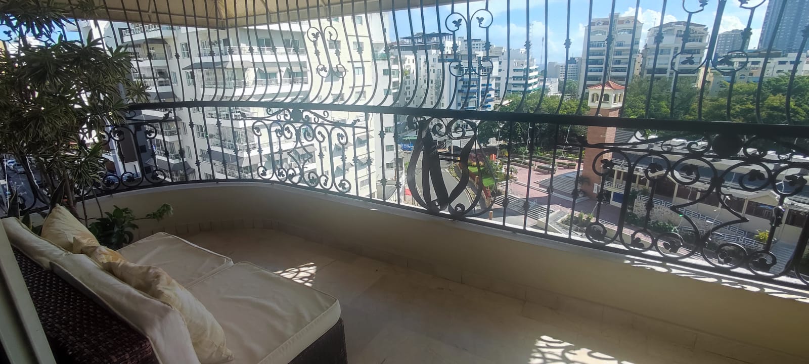 penthouses - Vendo Pent-house en Urbanización Real 8