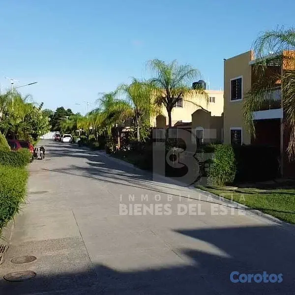 casas - Se Vende Esta Casa- Una Oportunidad Única Para Com 5