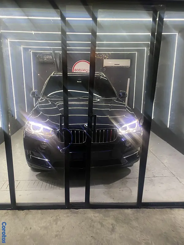 jeepetas y camionetas - 2017 bmw x5 xDrive35i  $23,300 como nueva 11