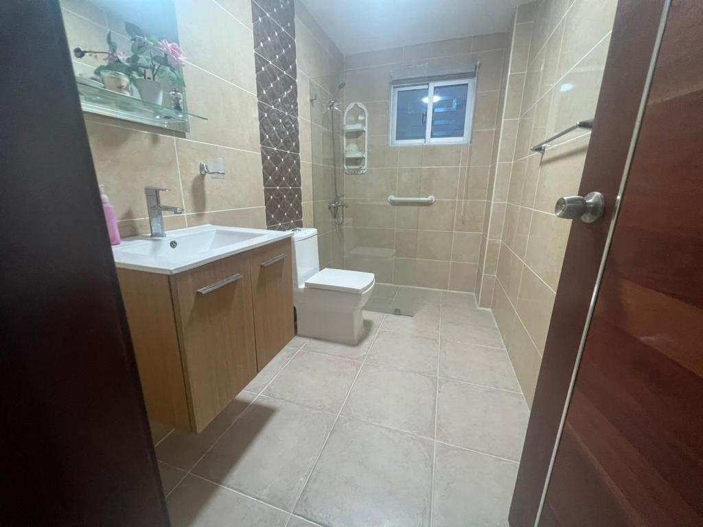 apartamentos - Se vende apartamento en Renacimiento 3