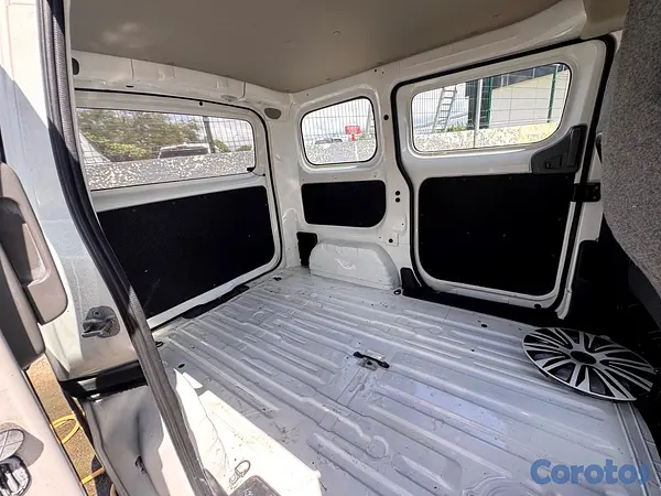 jeepetas y camionetas - Nissan NV200 Vanette 2019
 7