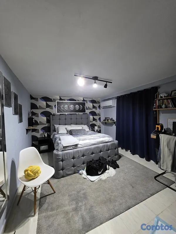 muebles y colchones - Vendo cama Queen con espaldar Memory Foam 4