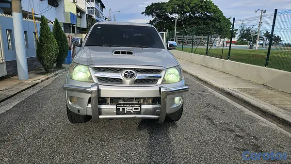 jeepetas y camionetas - Toyota hilux diésel 4x4 11
