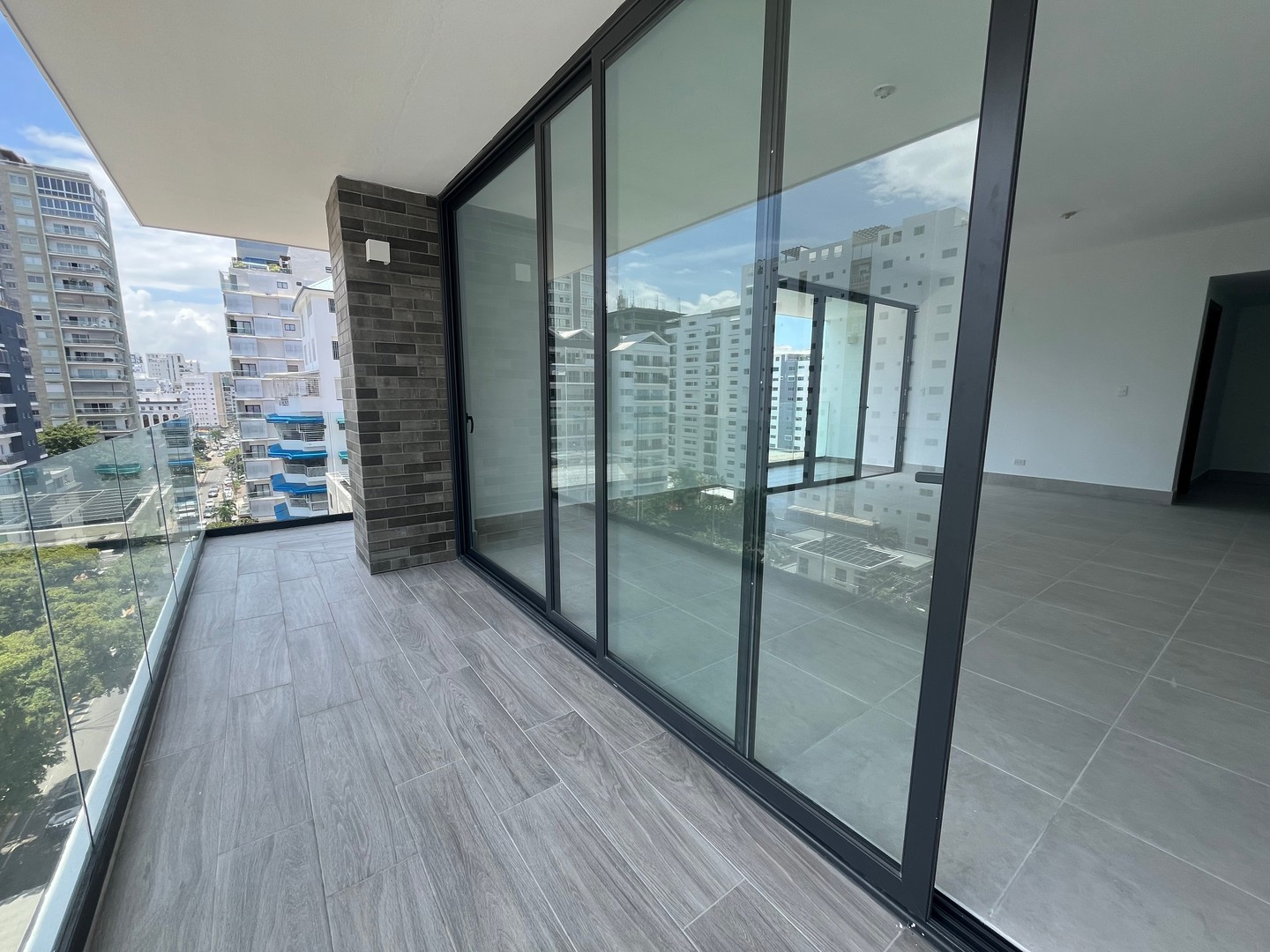 apartamentos - Apartamento En Alquiler En Piantini De Dos Habitaciones 3