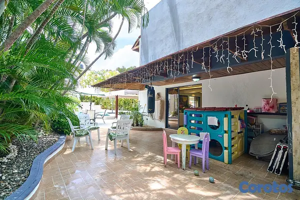 casas -  Casa en Cuesta Hermosa 3 con 4 parqueos  8