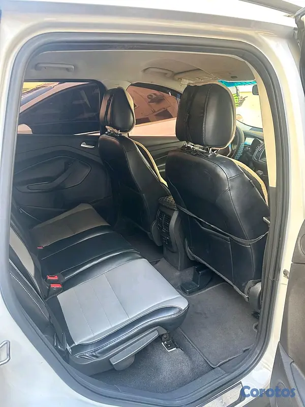 jeepetas y camionetas - Ford Escape 2106 NITIDA 475 mil 11