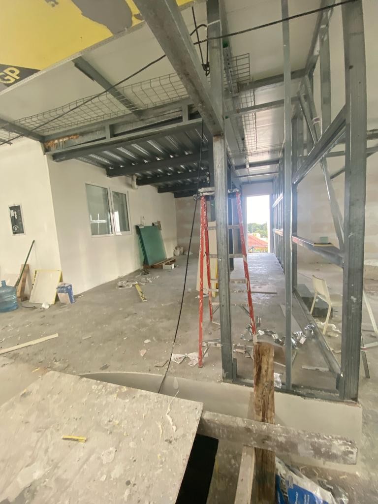 oficinas y locales comerciales - ALQUILO Hermoso Local En 4to Piso Ubicado En Bella Vista 
Código:  PD140 4