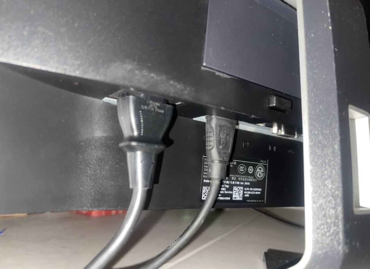 computadoras y laptops - Monitor Dell 0