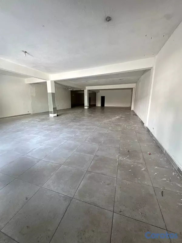 oficinas y locales comerciales - LOCAL COMERCIAL 2