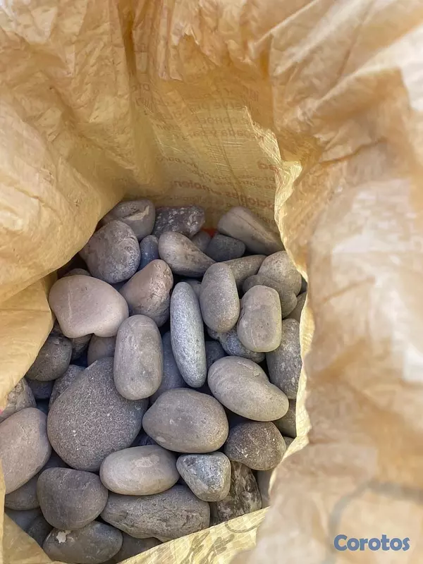 servicios profesionales - Piedras decorativas de varios modelos  9