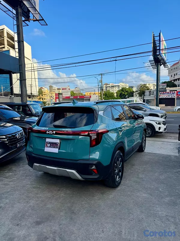 jeepetas y camionetas - Kia Seltos LX 2025 6