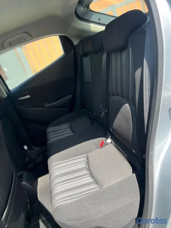 carros - 🚗 Mazda Gris en Venta 6