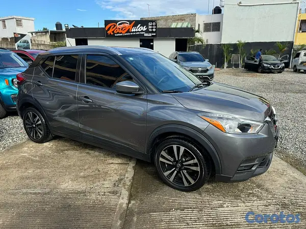 jeepetas y camionetas - Nissan Kicks SV 2020 3