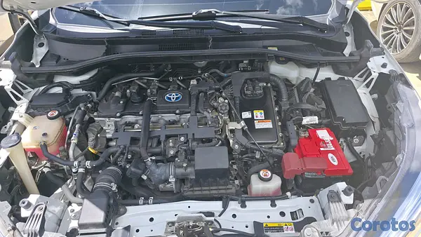 jeepetas y camionetas - Toyota corolla cross híbrido 2022 6