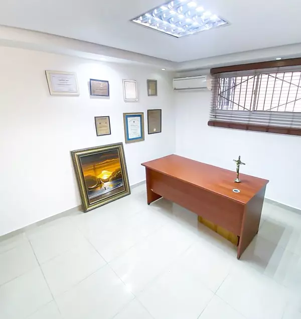 oficinas y locales comerciales - Local en Naco en venta  8