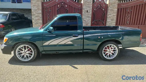 camiones y vehiculos pesados - Toyota Tacoma original  7