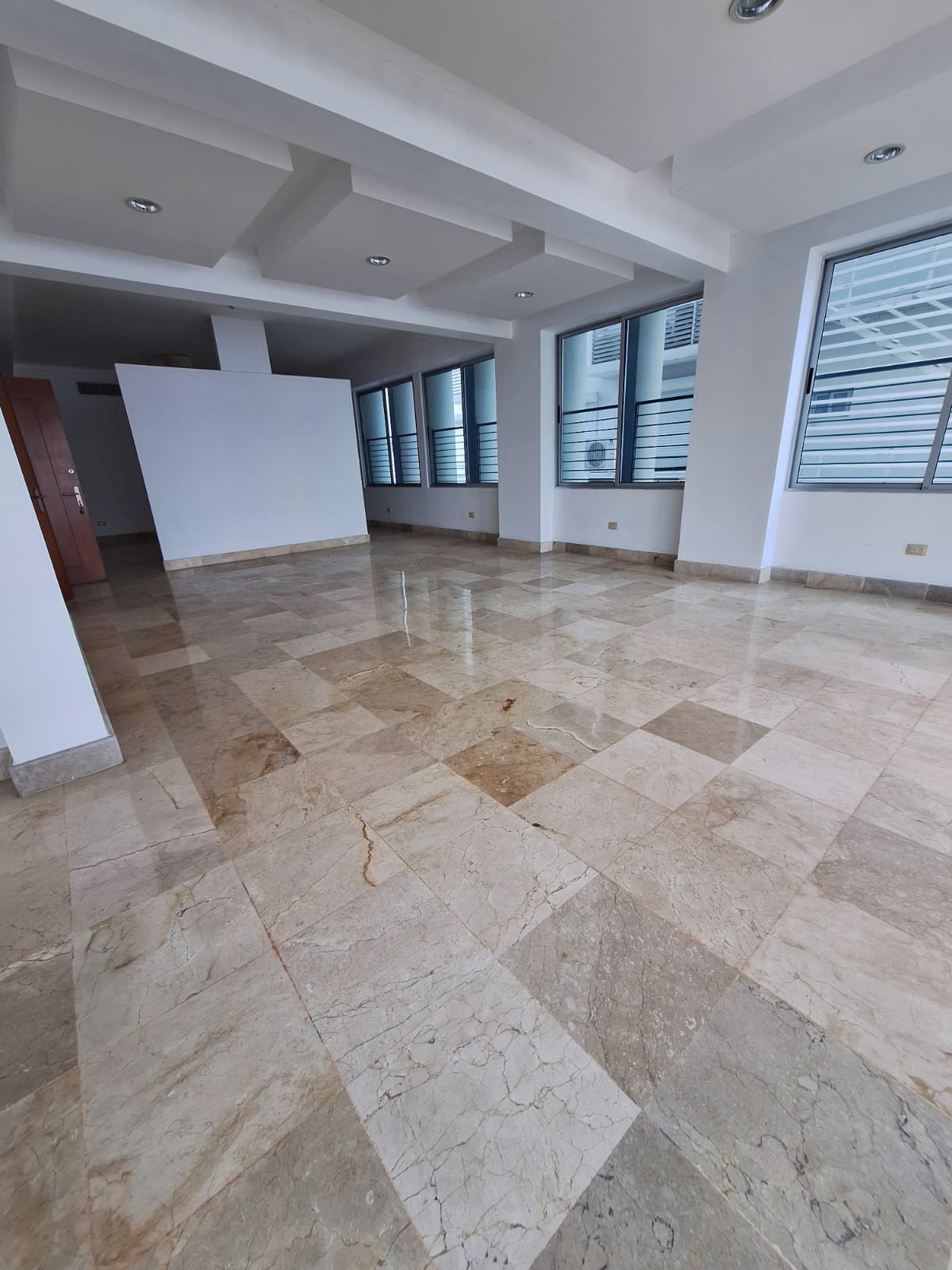 apartamentos - Rento apartamento en piantini piso en marmol 1