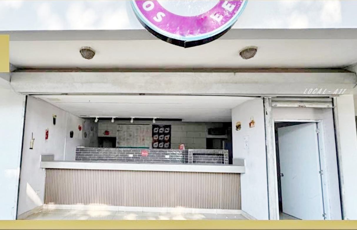 oficinas y locales comerciales - Local céntrico Primer nivel 4