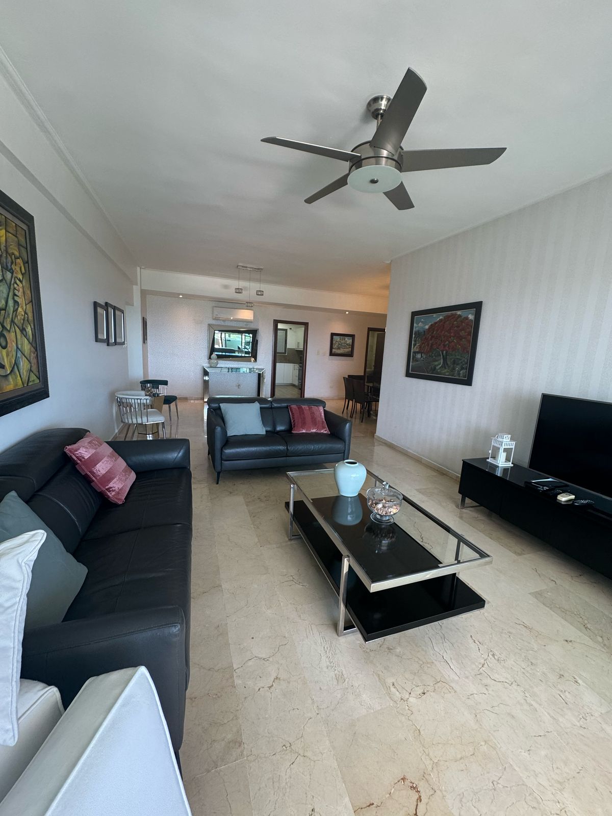 apartamentos - 8 En Torre Bolívar de La Esperilla 4