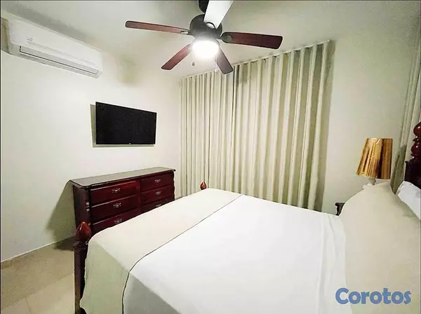 apartamentos - Alquilo apartamento amueblado en un 2do Piso
Ensanche Isabelita, proximo Av.E. 3