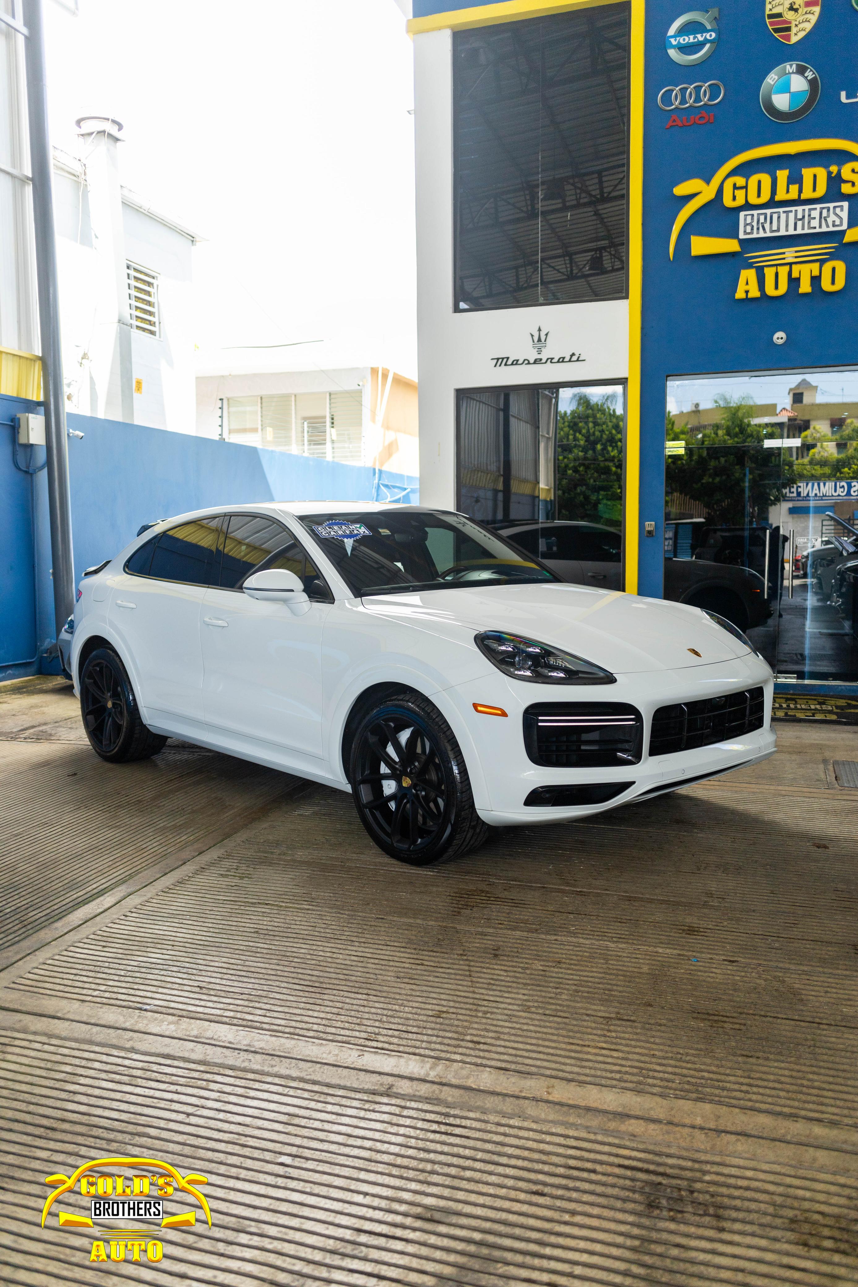 jeepetas y camionetas - Porsche Cayenne Turbo Coupe 2021 Recien Importada 0