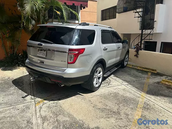 jeepetas y camionetas - Ford explorer XLT 2013  6
