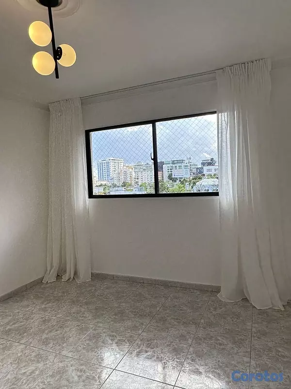 apartamentos - alquiló bella vista dos habitaciones 2.5 baños un parqueo techado  piso 4 balcón 2