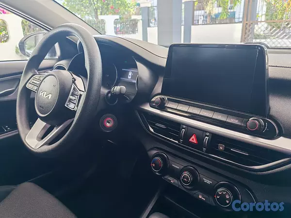 carros - Kia Forte 6