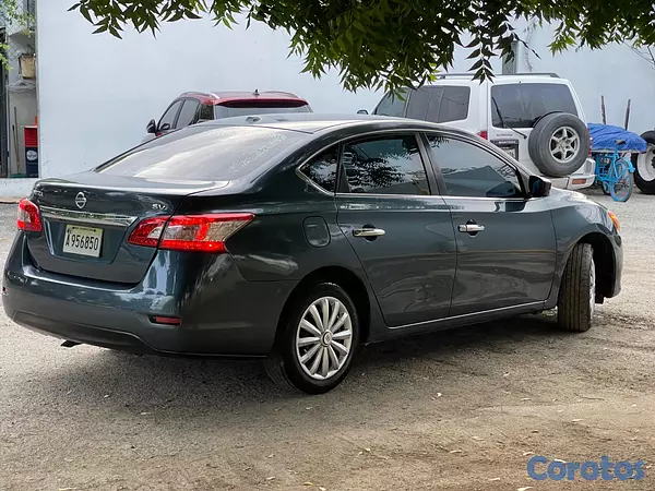 carros - Nissan sentra 2015 SV 2