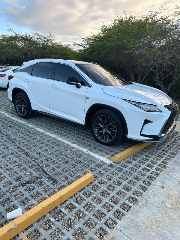 jeepetas y camionetas - Lexus rx 350 f sport 2017 0