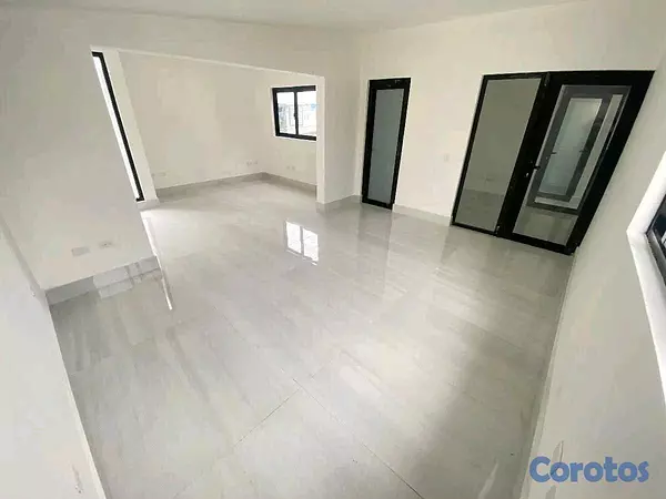 oficinas y locales comerciales - Alquilo local comercial en Rosmil 16