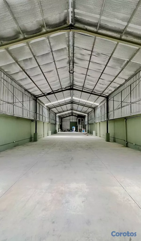oficinas y locales comerciales - Alquiler nave en ensanche la fe  3