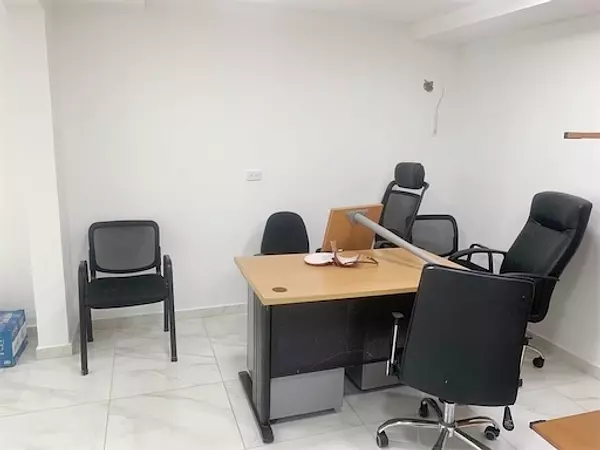 oficinas y locales comerciales - Local en el millon 450 Us  2