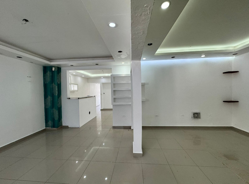 oficinas y locales comerciales - se alquila  1