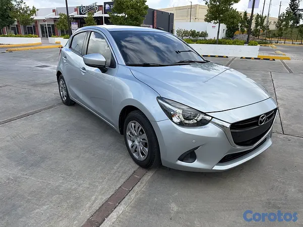 carros - Vendo Mazda Demio 2018 Full 2