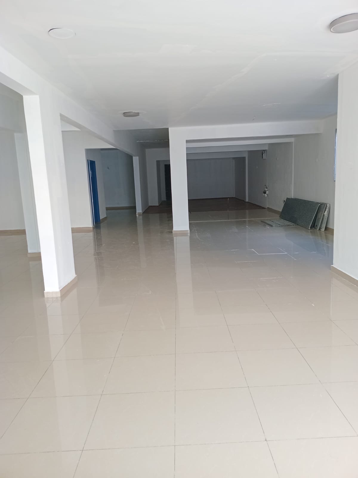 oficinas y locales comerciales - LOCAL COMERCIAL CÉNTRICO  4