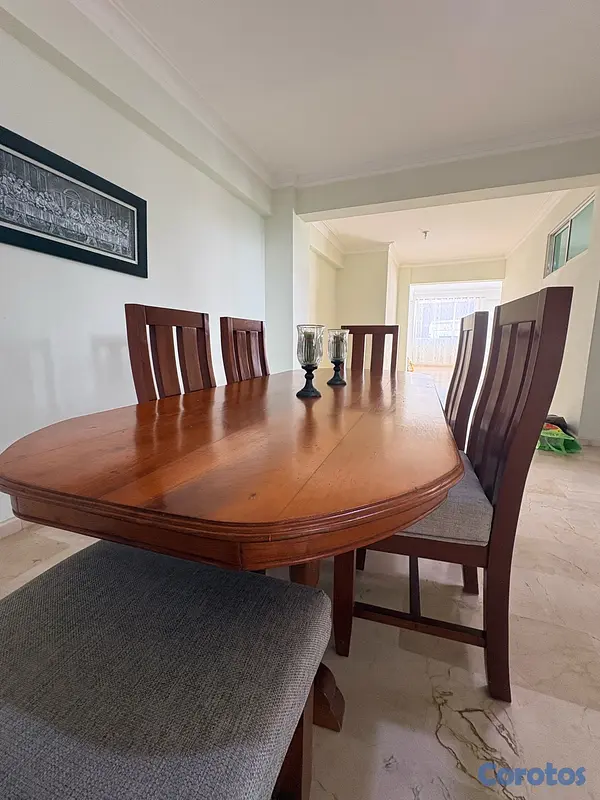 muebles y colchones - Comedor en Caoba de 6 sillas - precio de oportunidad - Negociable 5