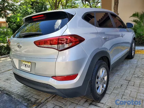 jeepetas y camionetas - Hyundai tuson 2017 Version americana 5