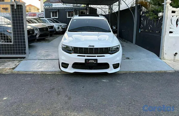 jeepetas y camionetas - Jeep Grand Cherokee SRT  3