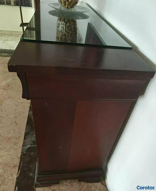 muebles y colchones - Se vende Credenza de Caoba 2