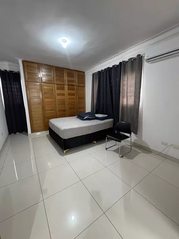 apartamentos - Vendo Apartamento 2do nivel en Villa Aura 2